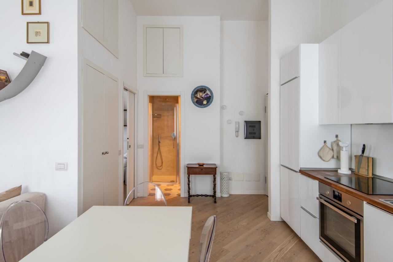 Easylife - Coccole E Comfort - Bilocale Caldo Ed Accogliente A Due Passi Dai Navigli E Metro Verde Милан Экстерьер фото